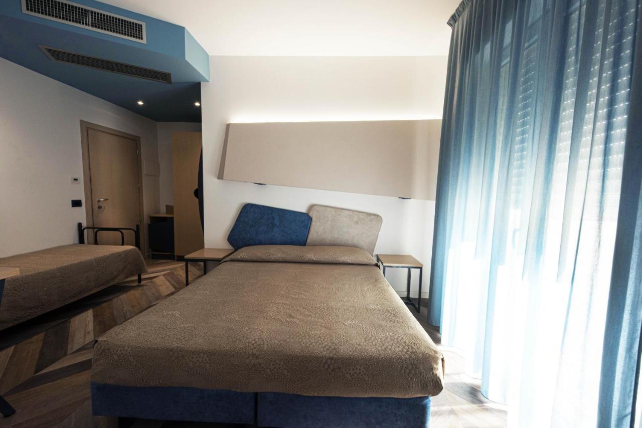 Color Hotel Rimini Dış mekan fotoğraf