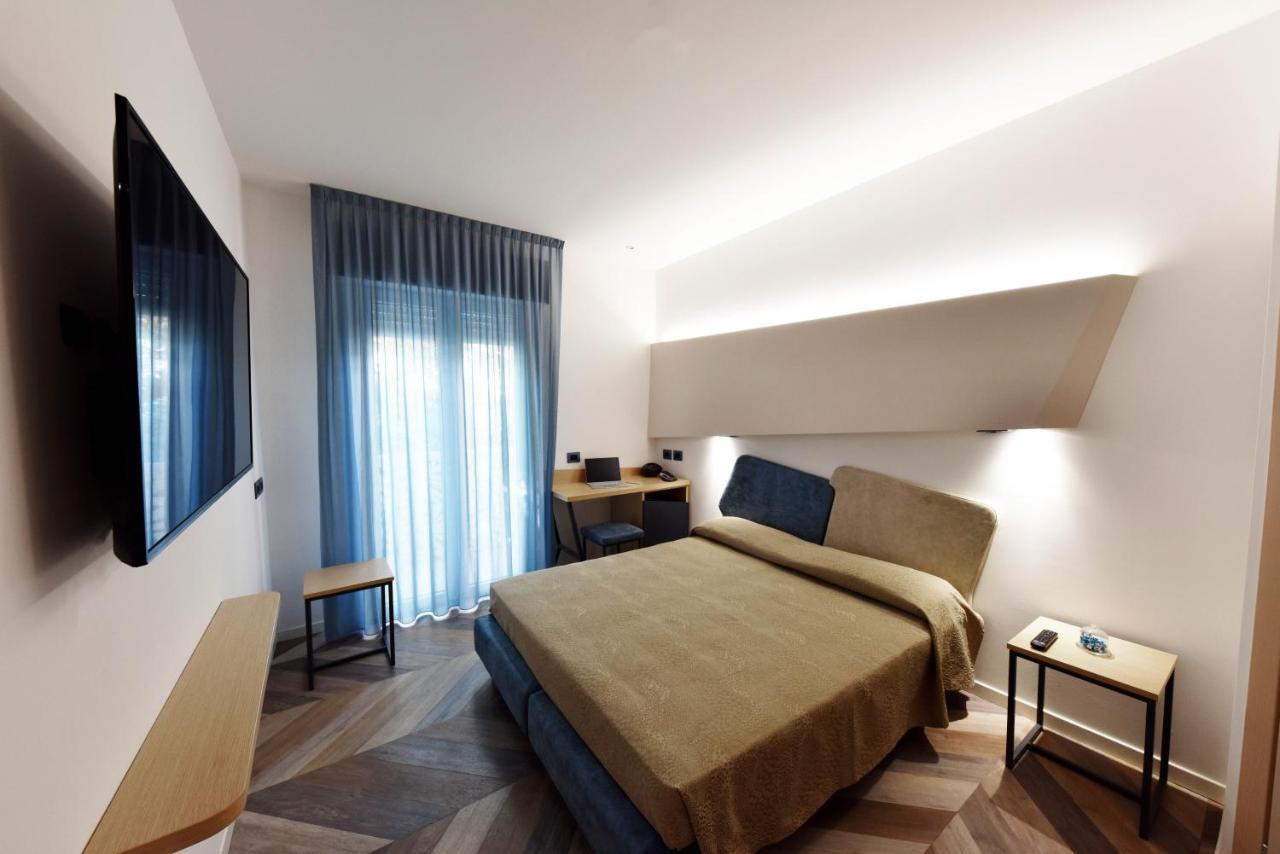 Color Hotel Rimini Dış mekan fotoğraf